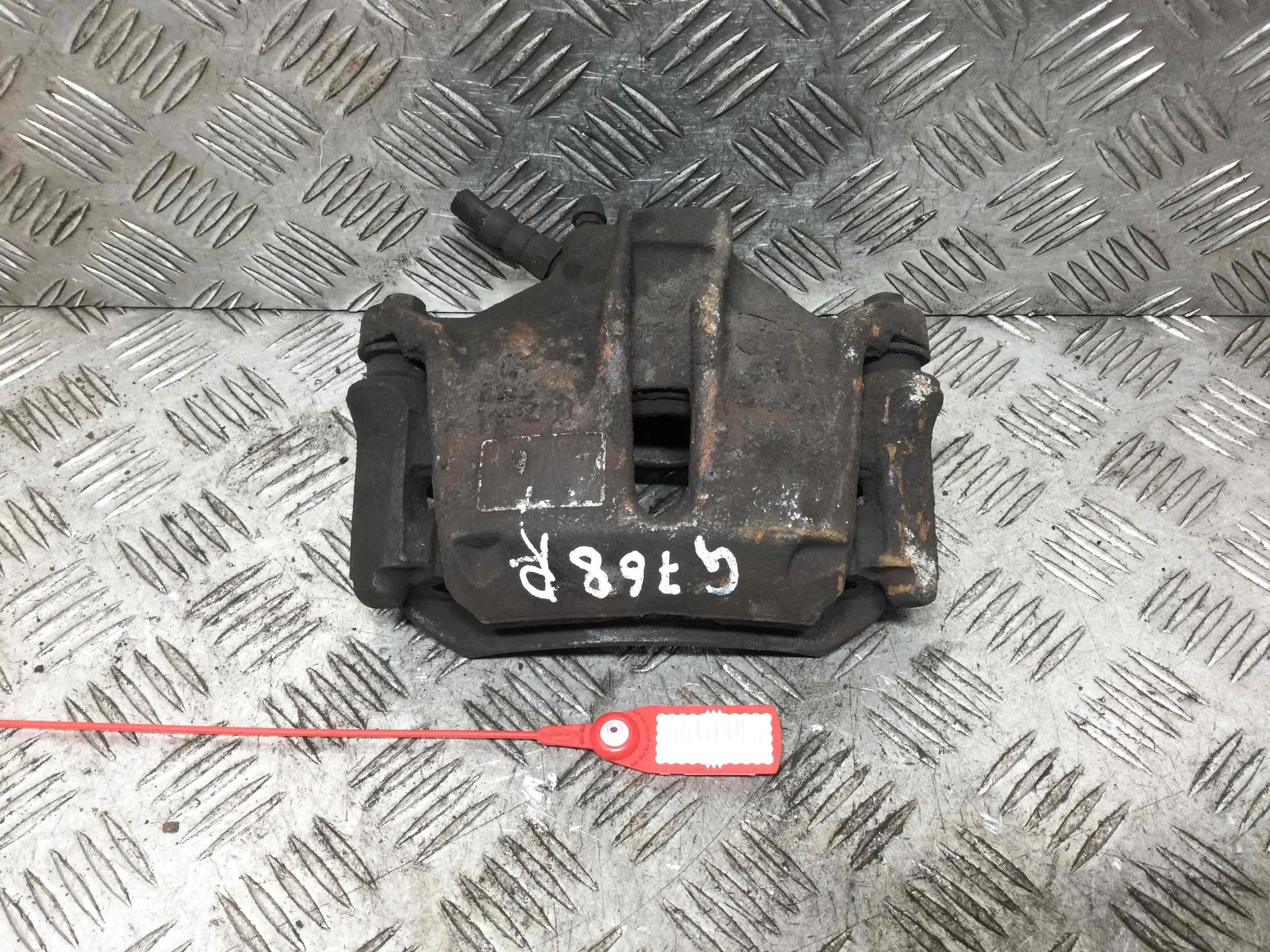 Суппорт передний правый Peugeot 206 1 поколение (1998-2003) бензин 1.4 i Механика Х/б