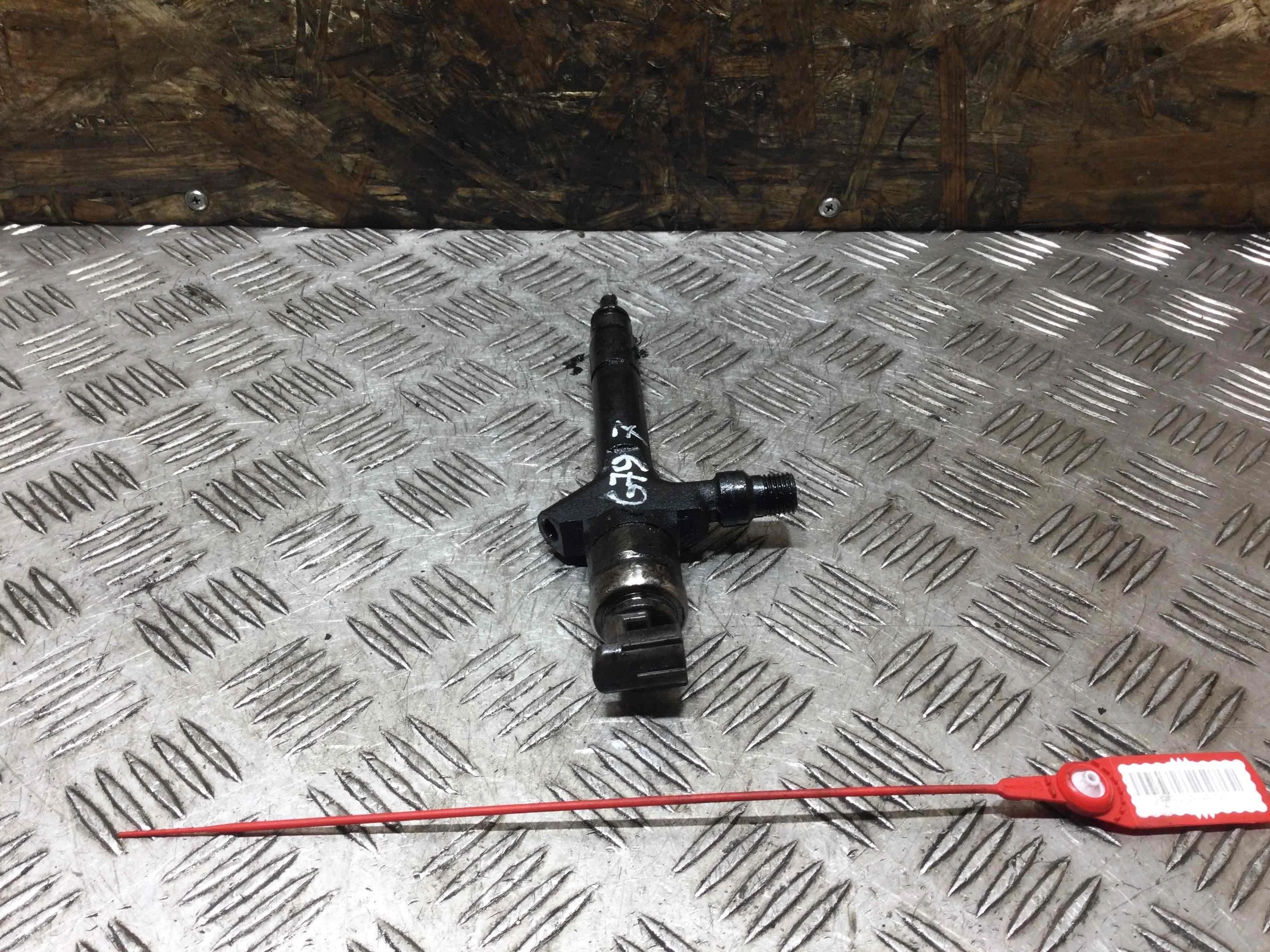 Форсунка Mazda 5 1 поколение (2005-2008) дизель 2.0 CD Механика Минивэн