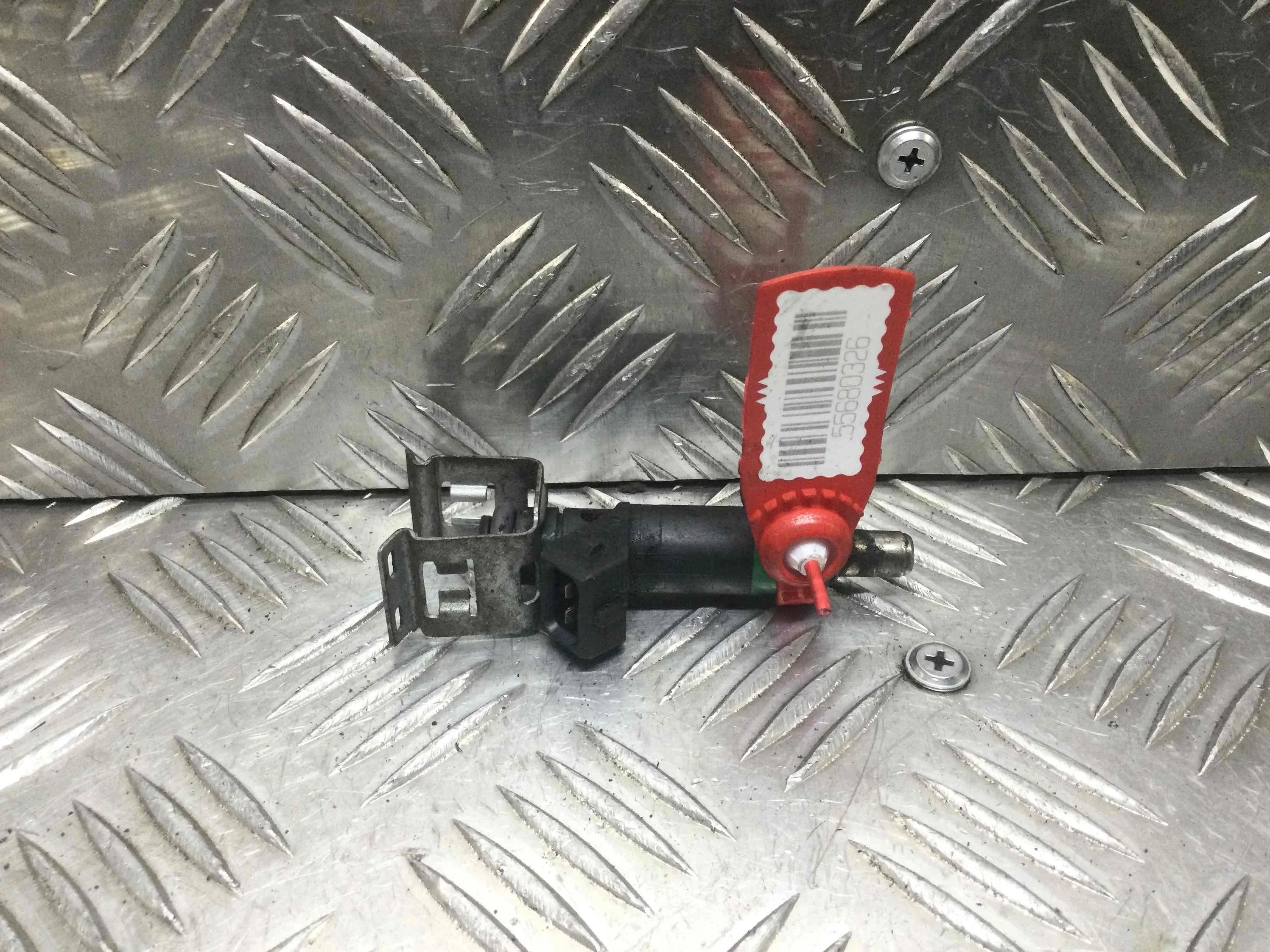 Форсунка Ford Focus 2 поколение (2005-2008) бензин 1.6 i Механика Х/б