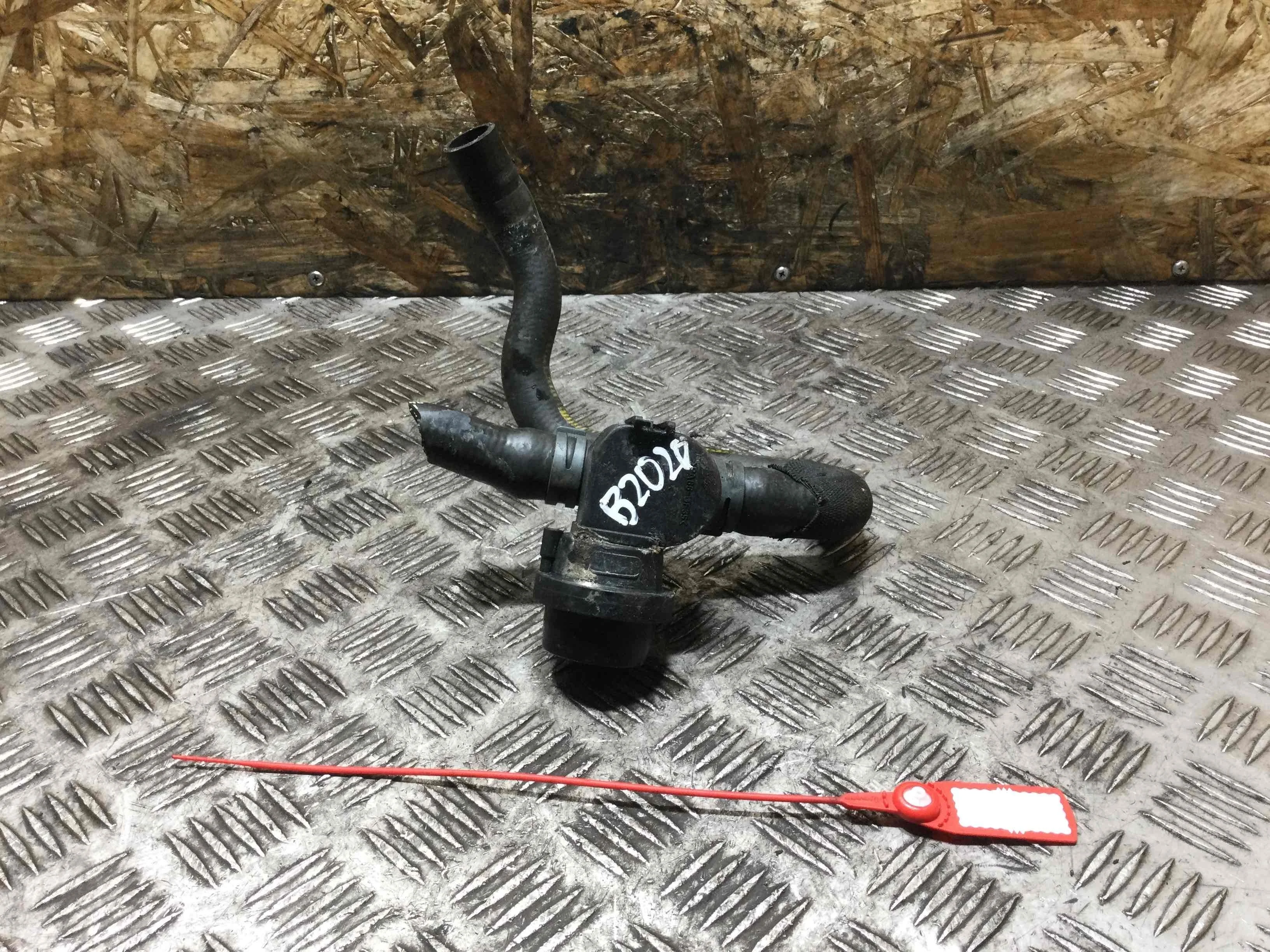 Кран отопителя (печки) Audi A4 B8/8K (2007-2011) бензин 2.0 i Механика Седан