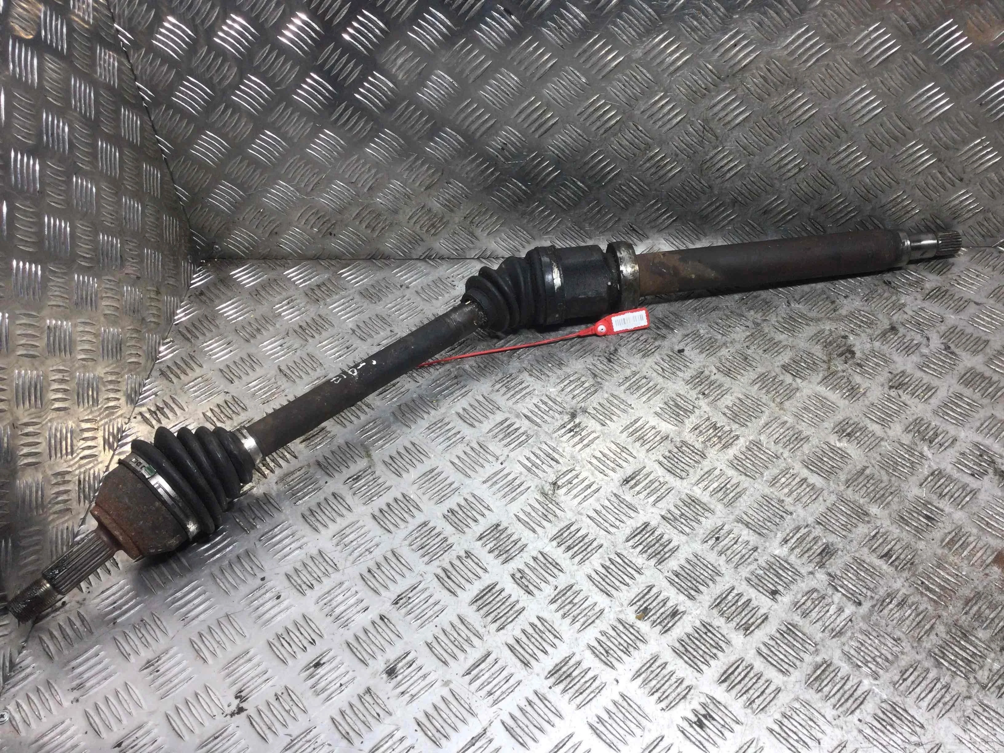 Полуось передняя правая (приводной вал, ШРУС) Ford Focus 1 поколение (1998-2001) бензин 1.8 i Механика Универсал