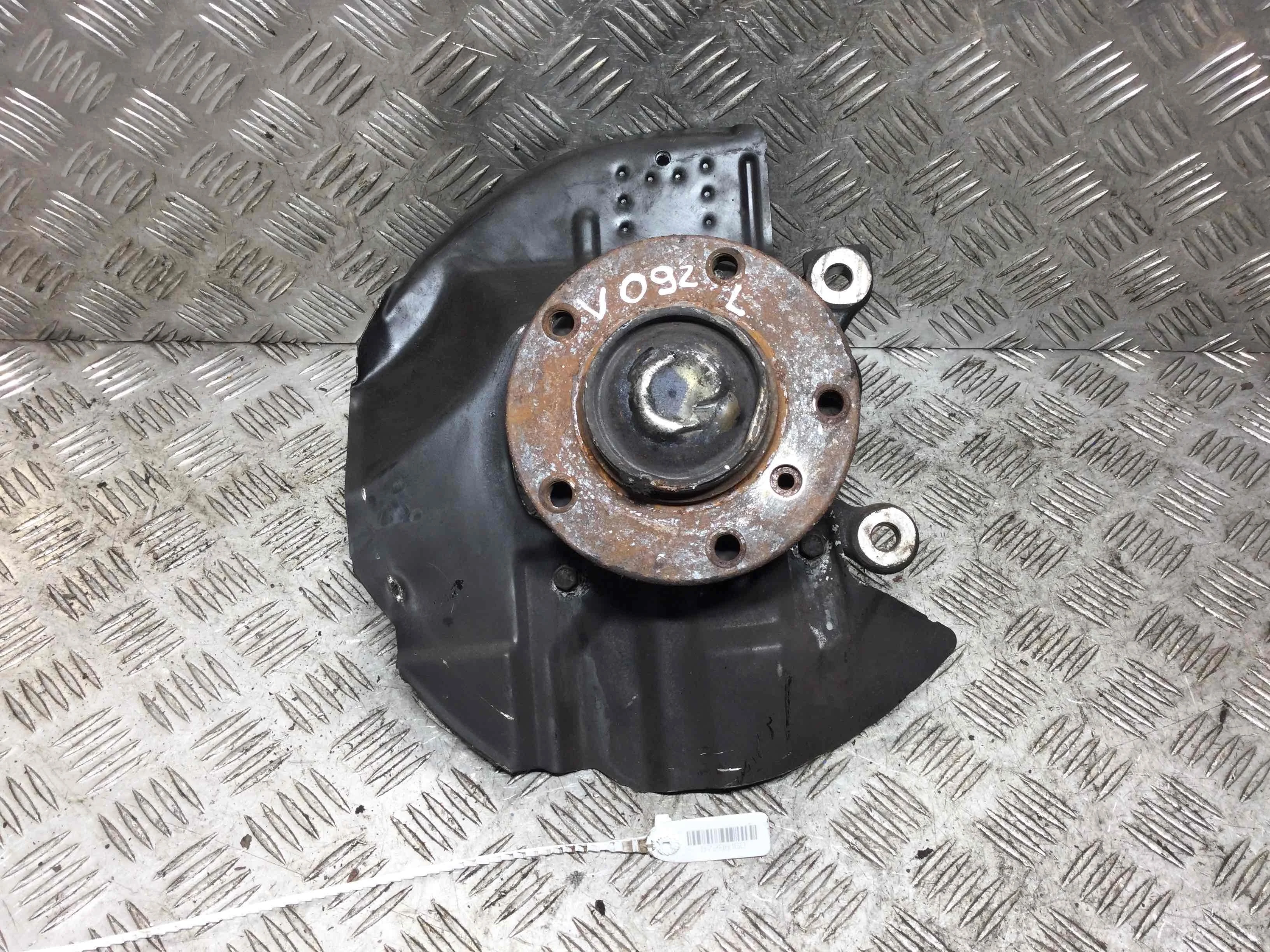 Ступица передняя левая BMW 3-Series 3-Series E46 1998 - 2006 дизель 2.0 D Автомат