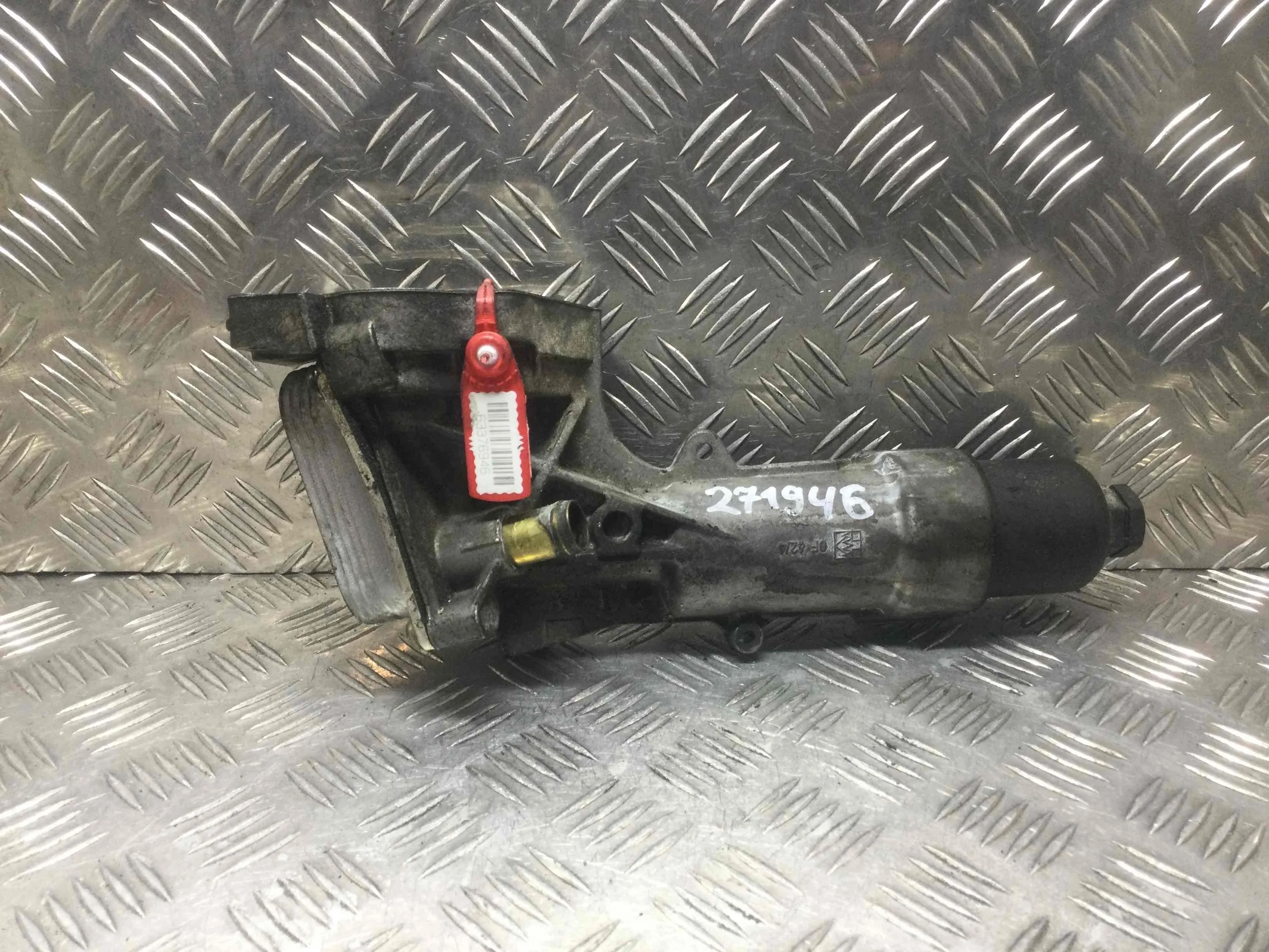 Корпус масляного фильтра Mercedes C-klasse W203/S203/CL203 (2000-2004) бензин 1.8 i Автомат Седан