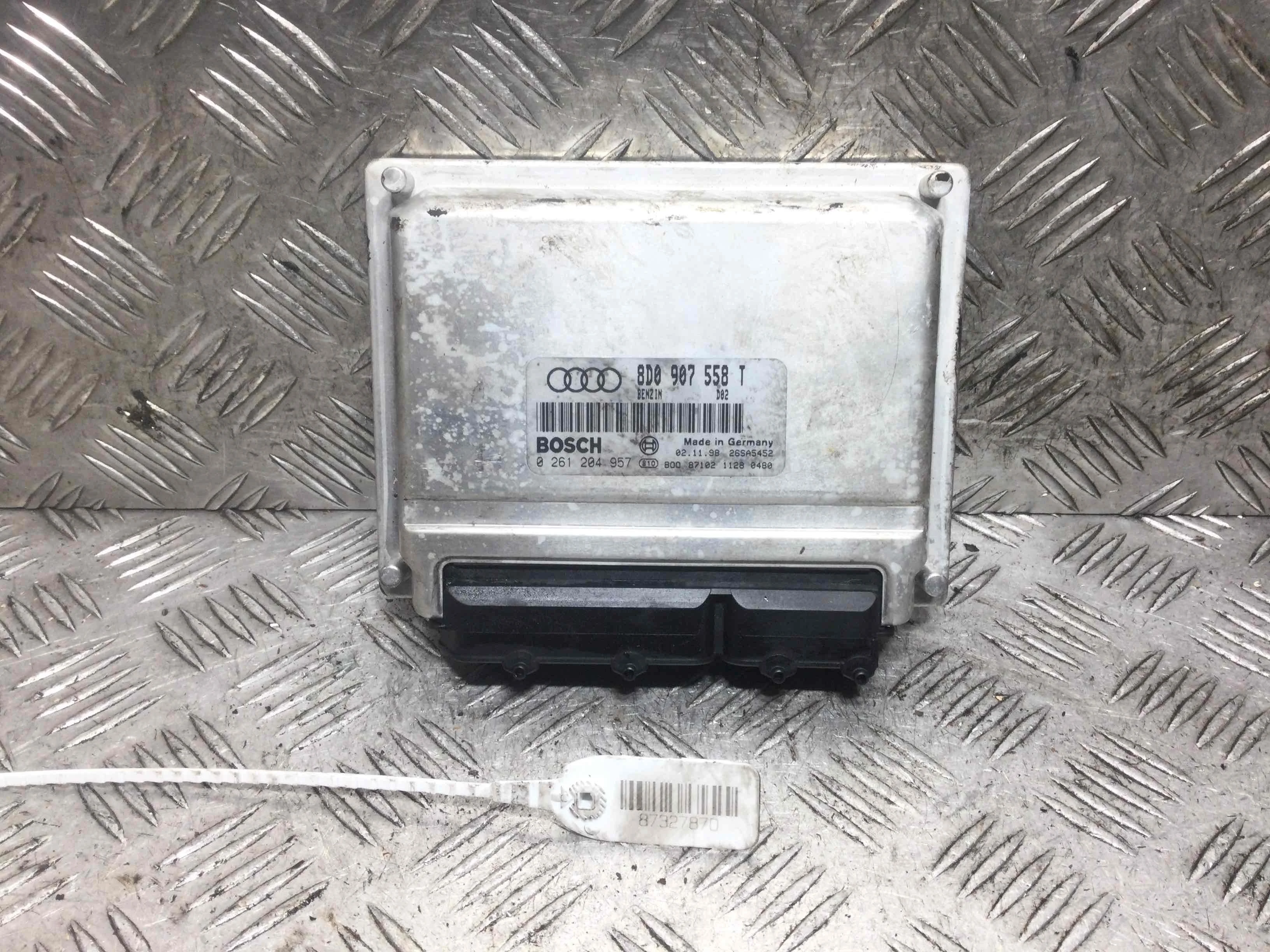 Блок управления двигателем Audi A4 B5 (1994-1999) бензин 1.8 i Механика Седан