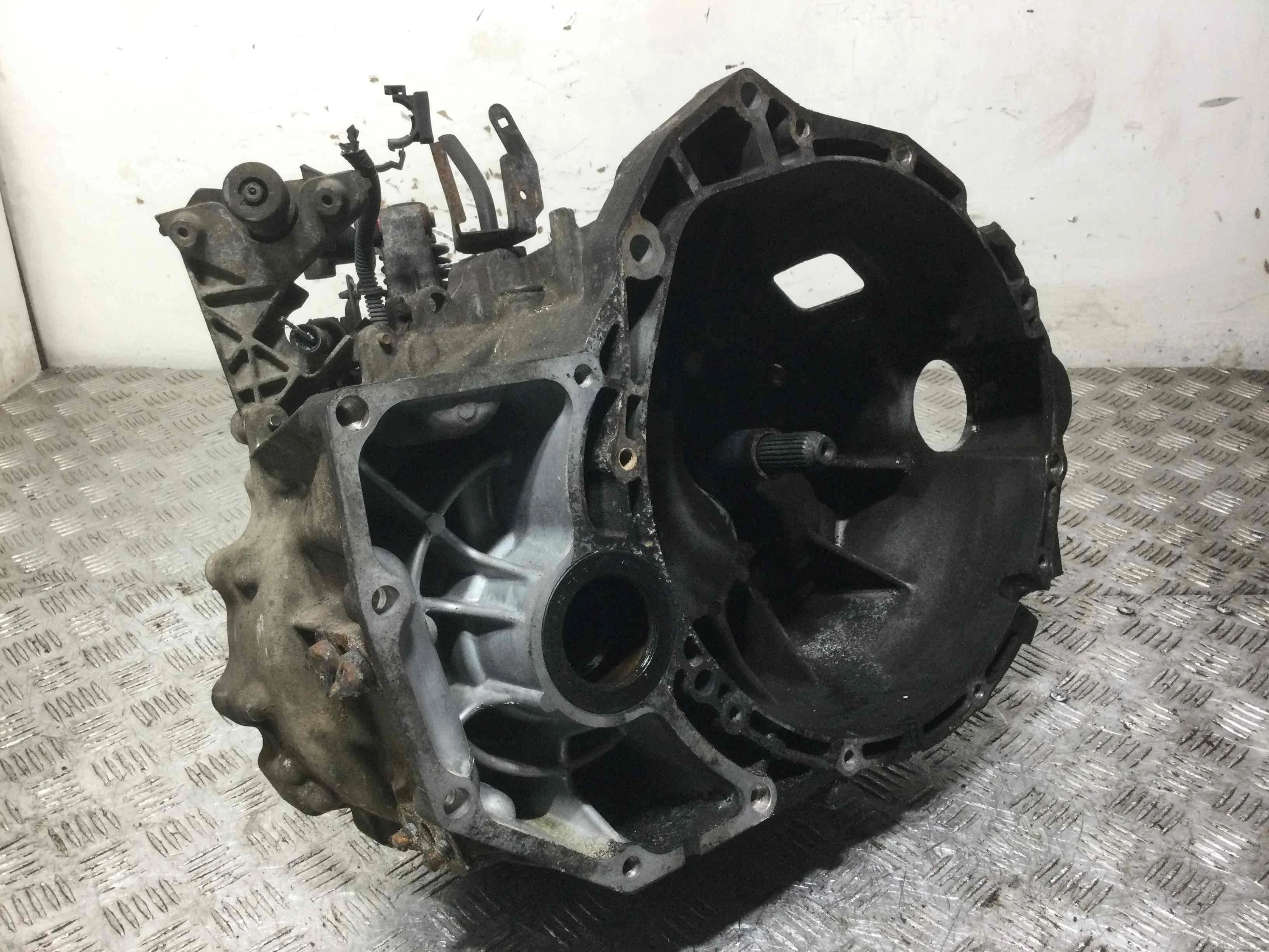 КПП механическая (МКПП) Nissan X-Trail T30 (2001-2004) дизель 2.2 TDI Механика Внедорожник