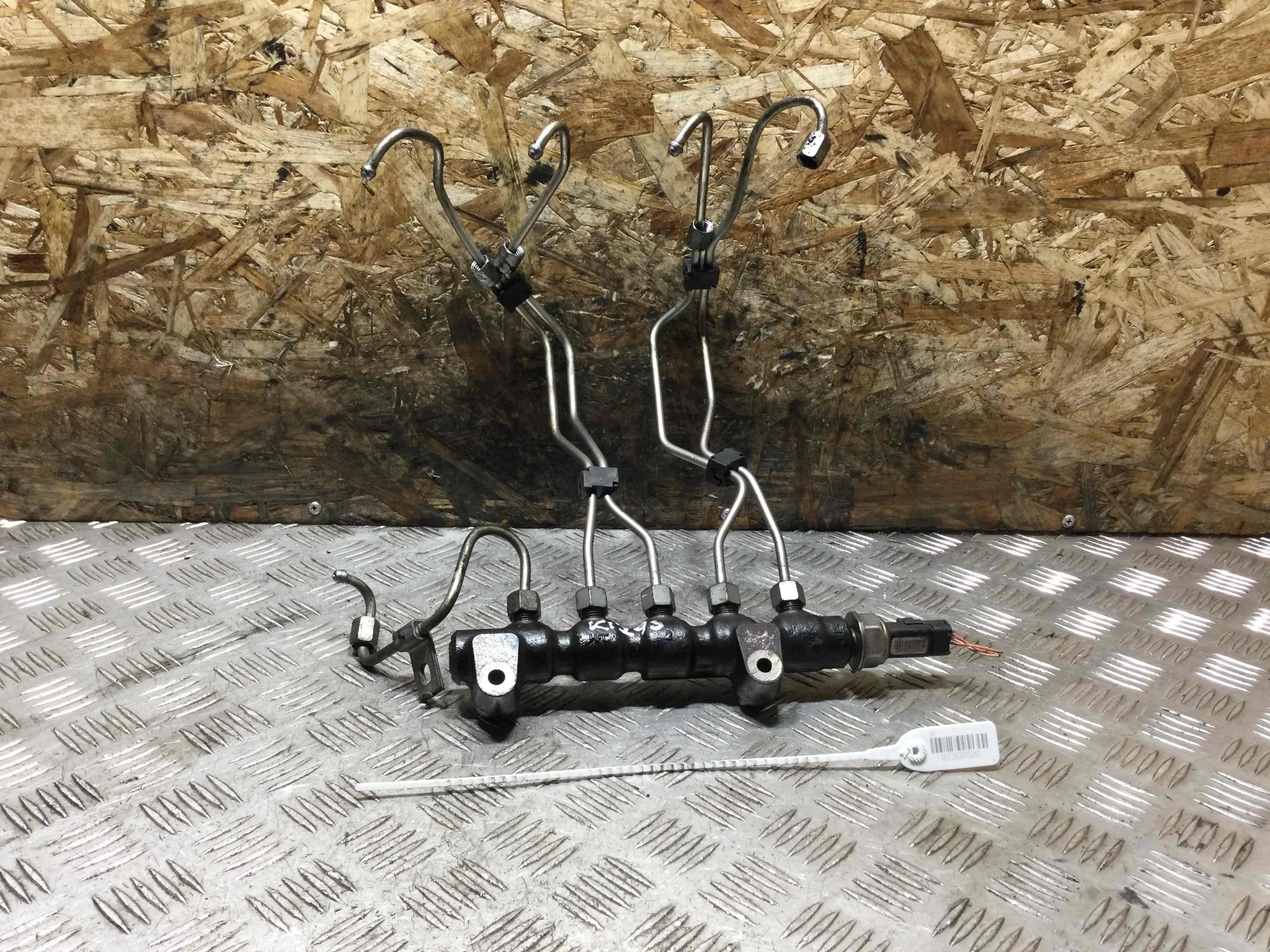 Топливная рампа Peugeot 206 1 поколение (1998-2003) дизель 1.6 HDI Механика