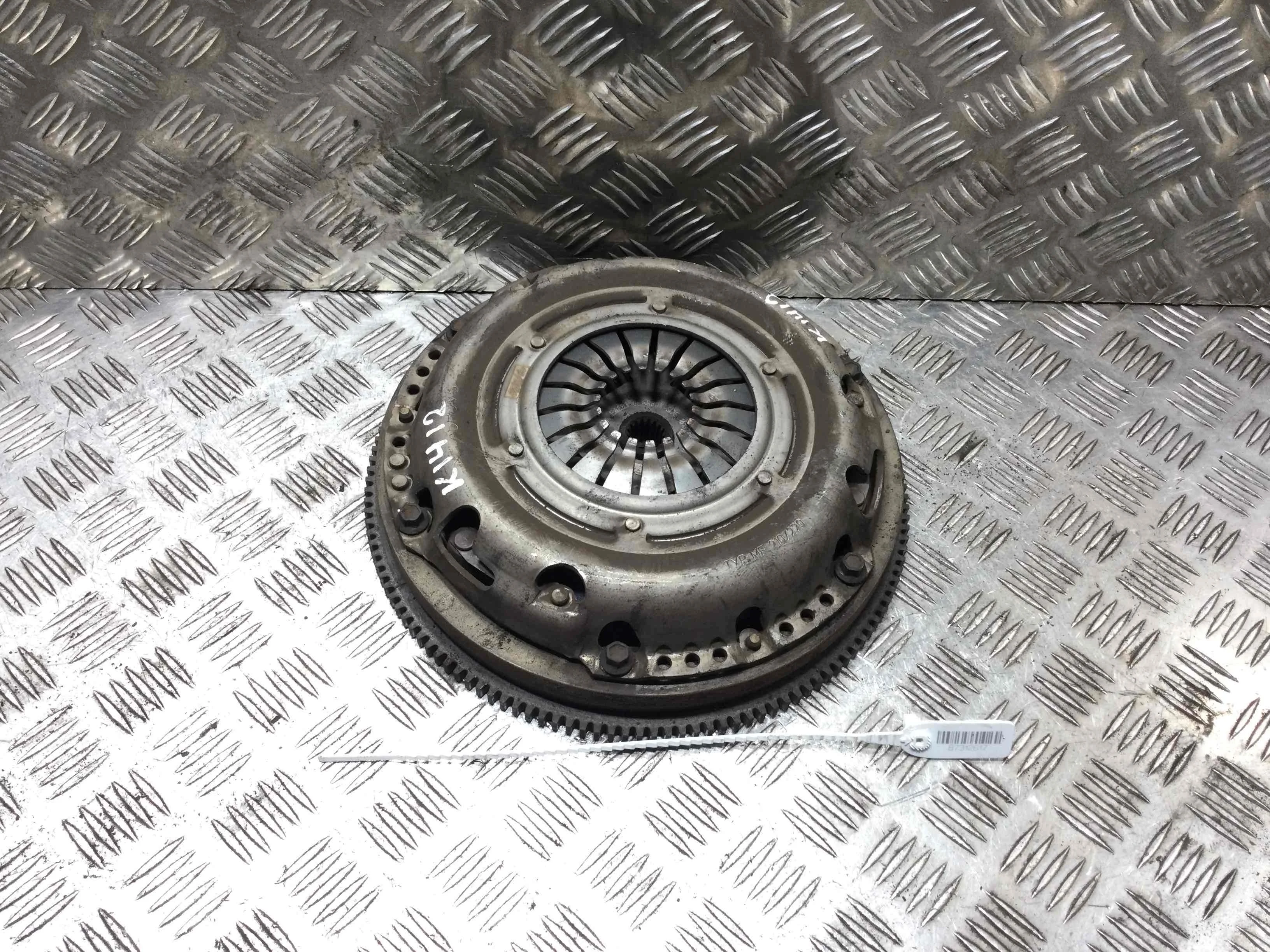 Маховик Ford C-MAX 1 поколение [рестайлинг] (2007-2010) бензин 1.6 i Механика Минивэн