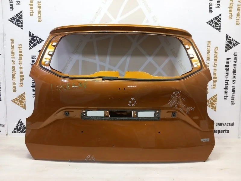 Крышка багажника Renault Duster 2020-2022 HJD
