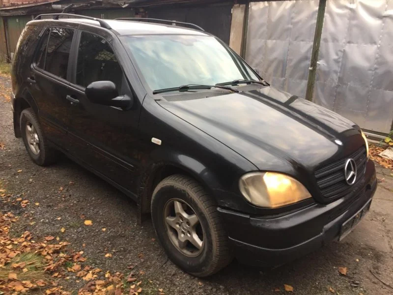 Продажа Mercedes-Benz M class 3.2 (215Hp) (112.942) 4WD AT по запчастям