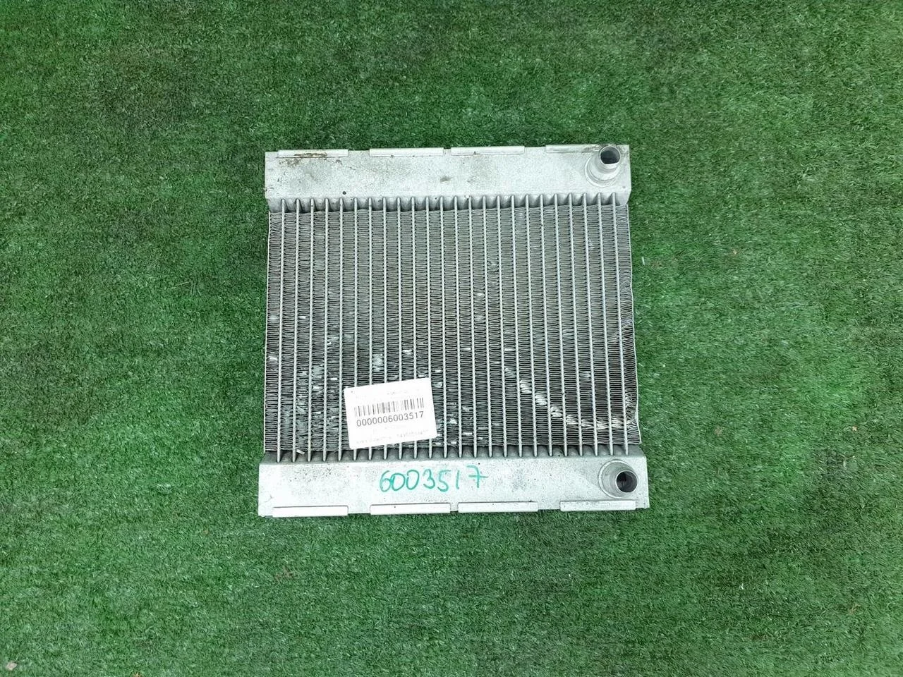 Радиатор охлаждения доп Mercedes-Benz GL X166 (2012-2016)