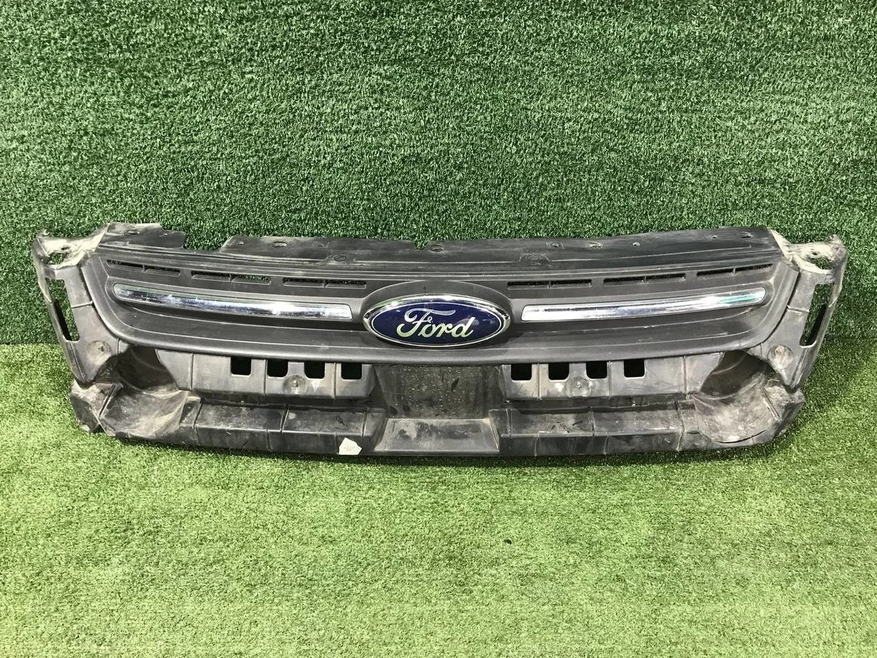 Решетка радиатора Ford Kuga 2 Cbs (2012-2016)