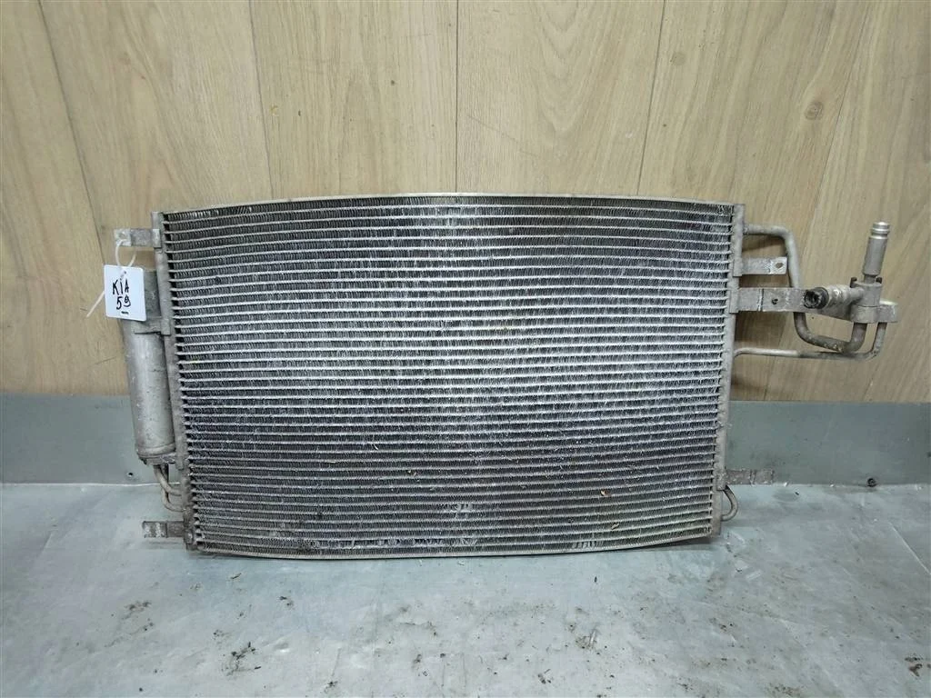 Радиатор кондиционера (конденсер) Kia Sportage 2004-2010