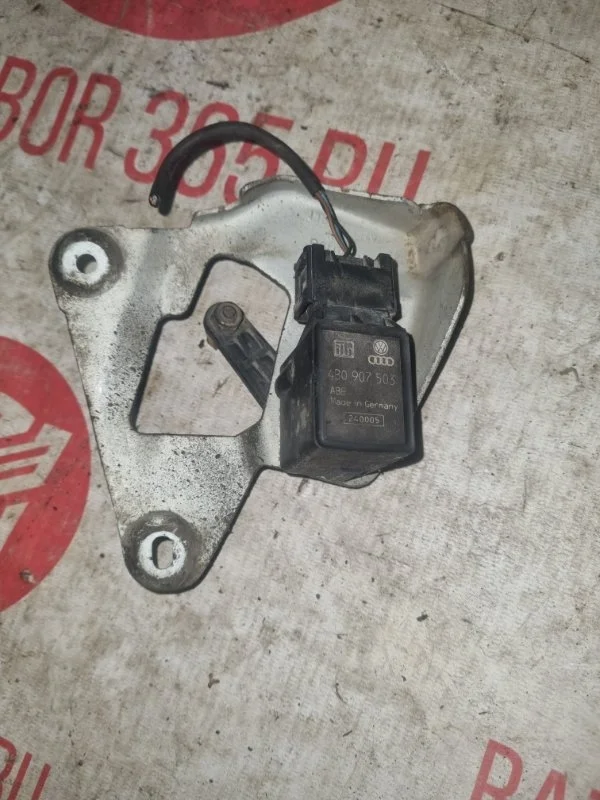 Датчик угла поворота руля Audi TT 2000 8N3