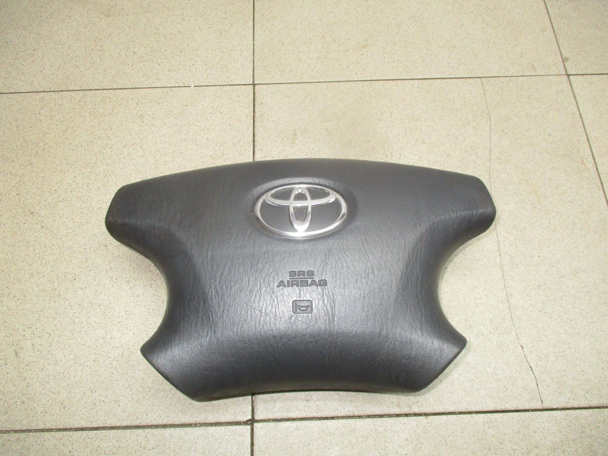 подушка безопасности в руль Toyota Camry XV30 2001-2006