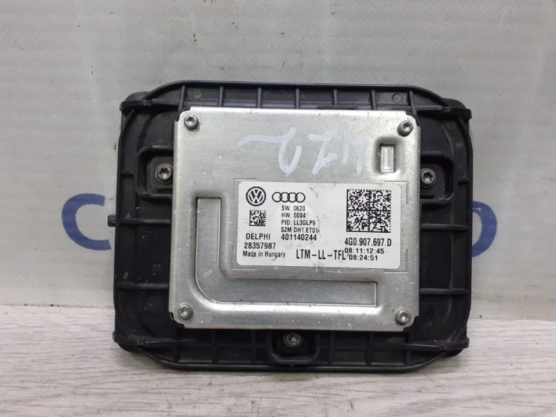 Блок управления фарой Audi Q5 2012-2017 4G0907697D 8R 2.0T