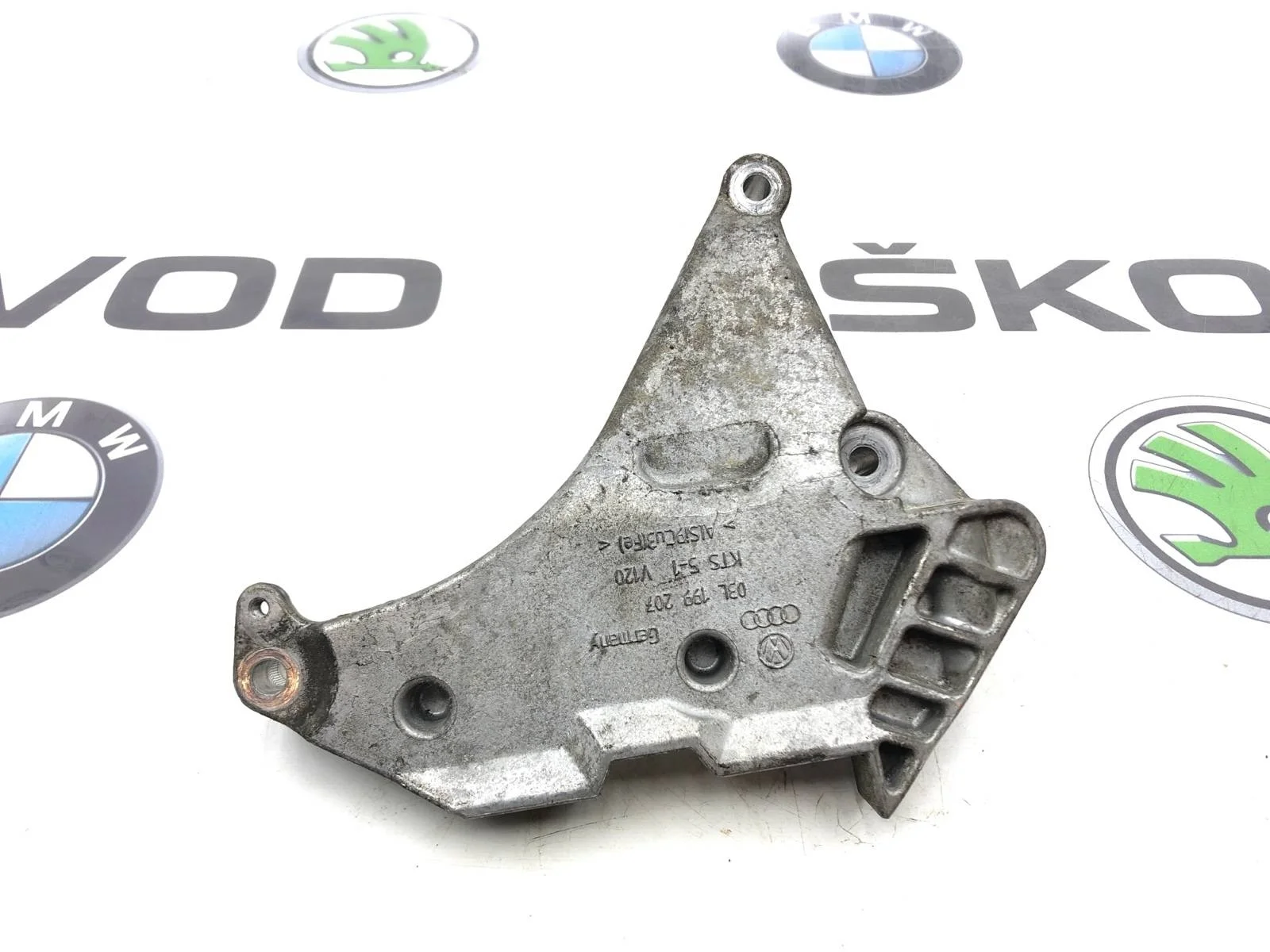 Кронштейн опоры двигателя Skoda Octavia Rs 2010 03L199207 A5 (1Z) 2.0 CEGA