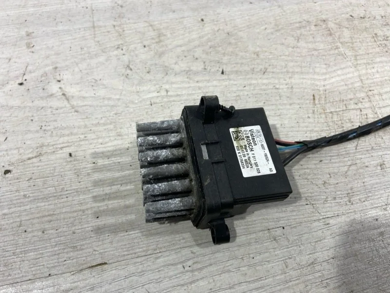 Резистор отопителя Ford Kuga 1 (08-12) SUV 2.0L
