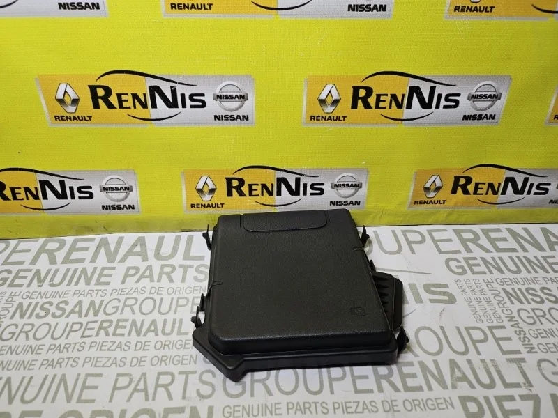 Крышка корпуса блока предохранителя Renault