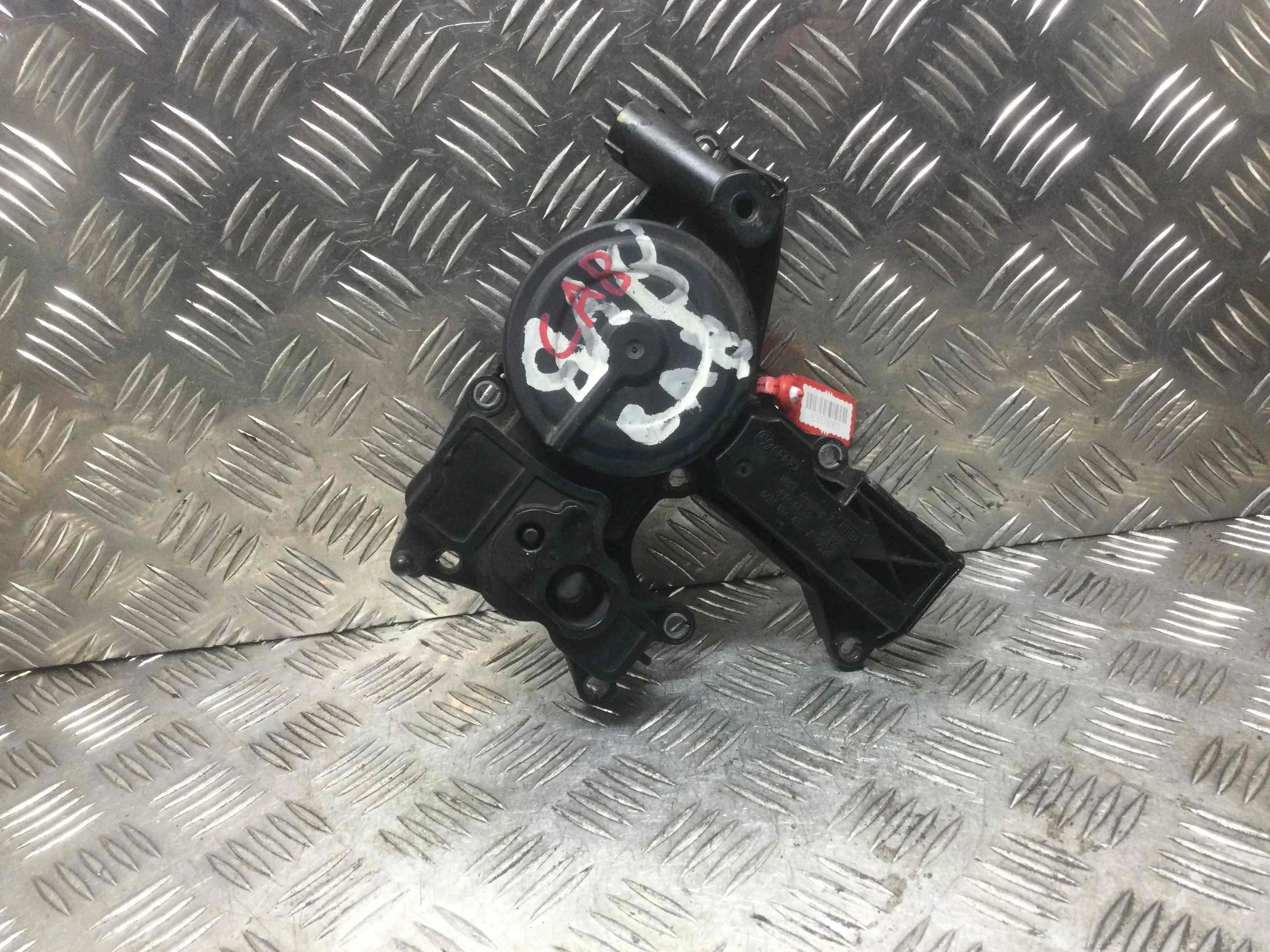 Маслоотделитель (сапун) Audi A5 8T (2007-2011) бензин 1.8 TFSI Механика Седан