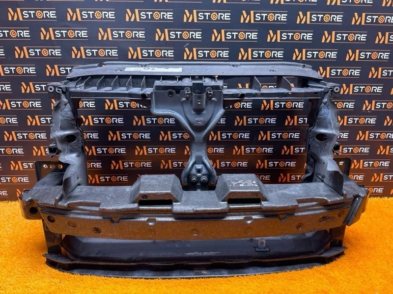 Рамка радиатора Volkswagen Tiguan 2012 5N