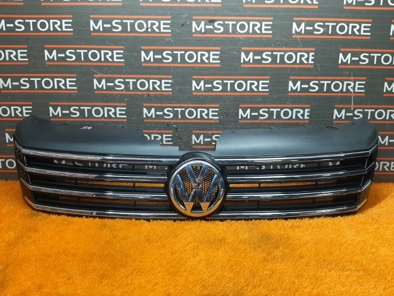 Решетка радиатора Volkswagen Passat 2012 B7