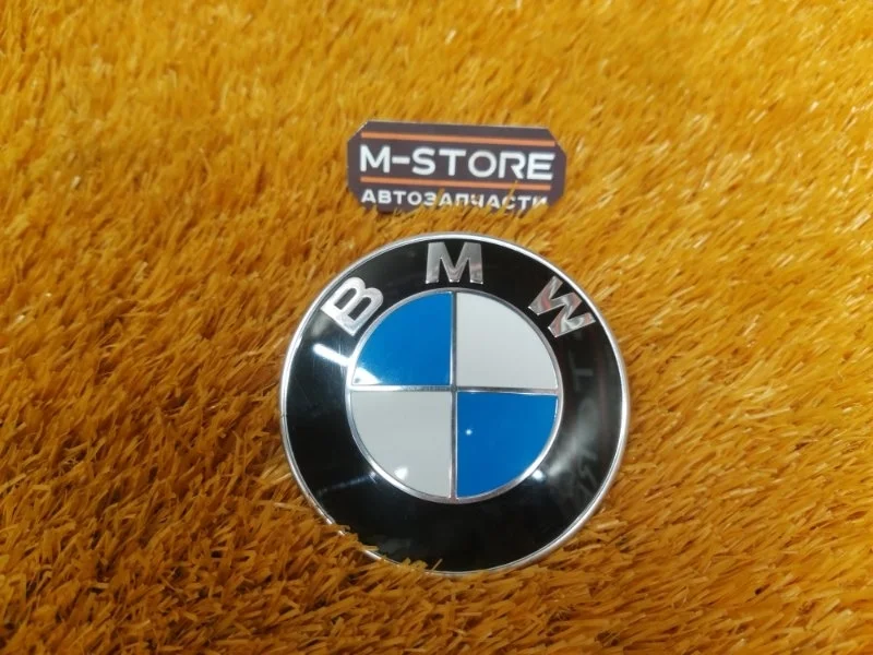 Эмблема крышки багажника BMW X1 2010 E84