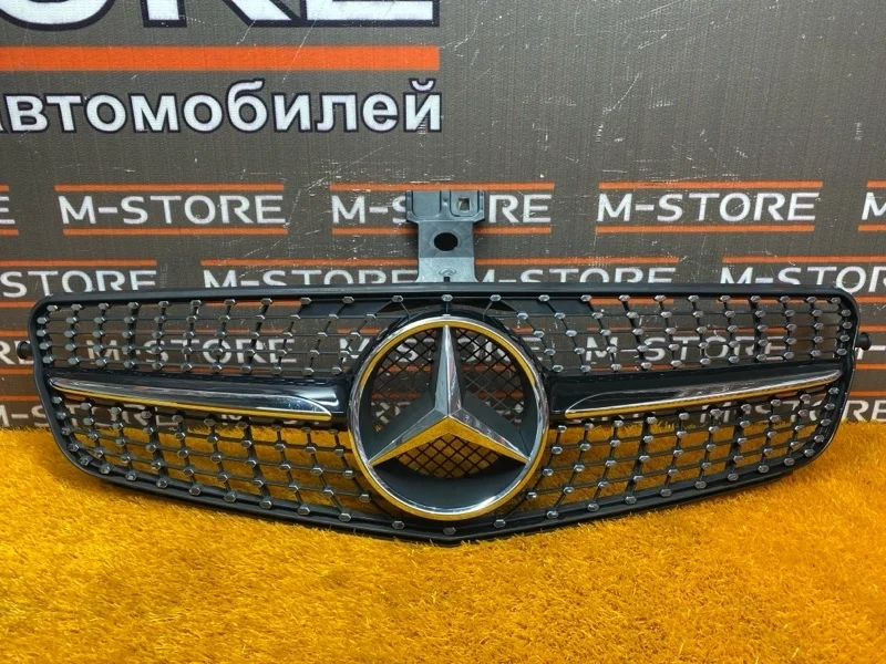 Решетка радиатора Mercedes-Benz -Class 2012 C204