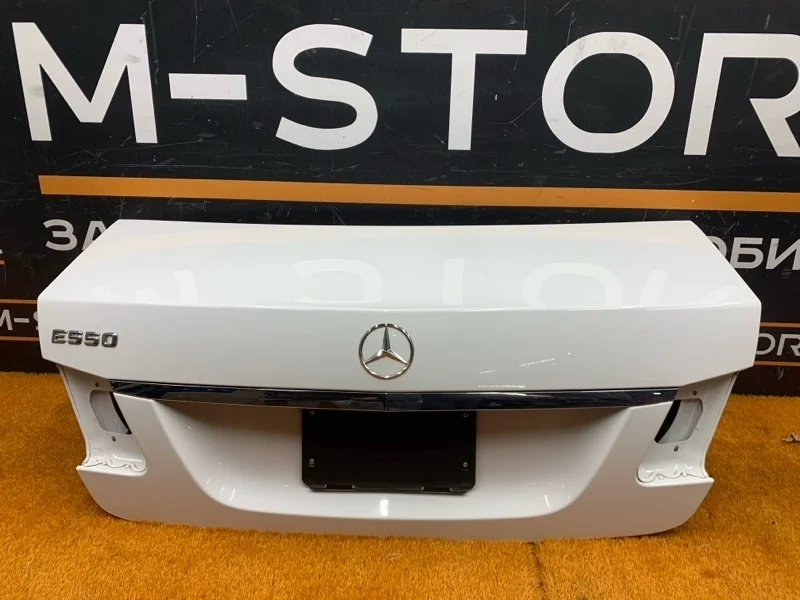 Крышка багажника Mercedes-Benz -class 2014 W212