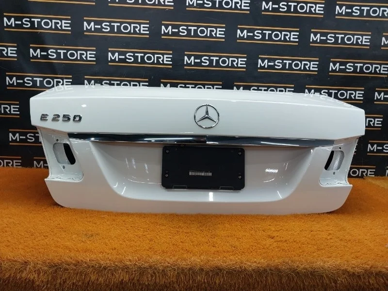 Крышка багажника Mercedes-Benz -class 2013 W212