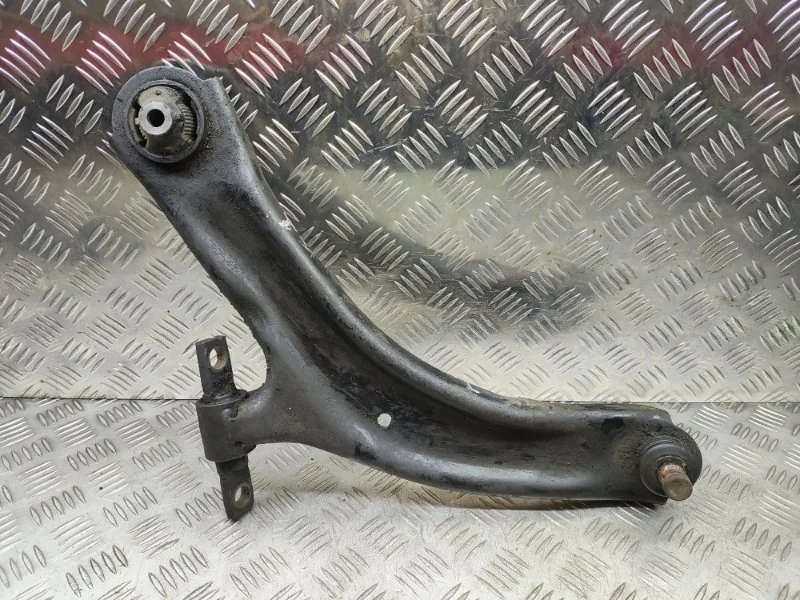 Рычаг подвески Nissan X-Trail 54501JG00B T31 QR25DE