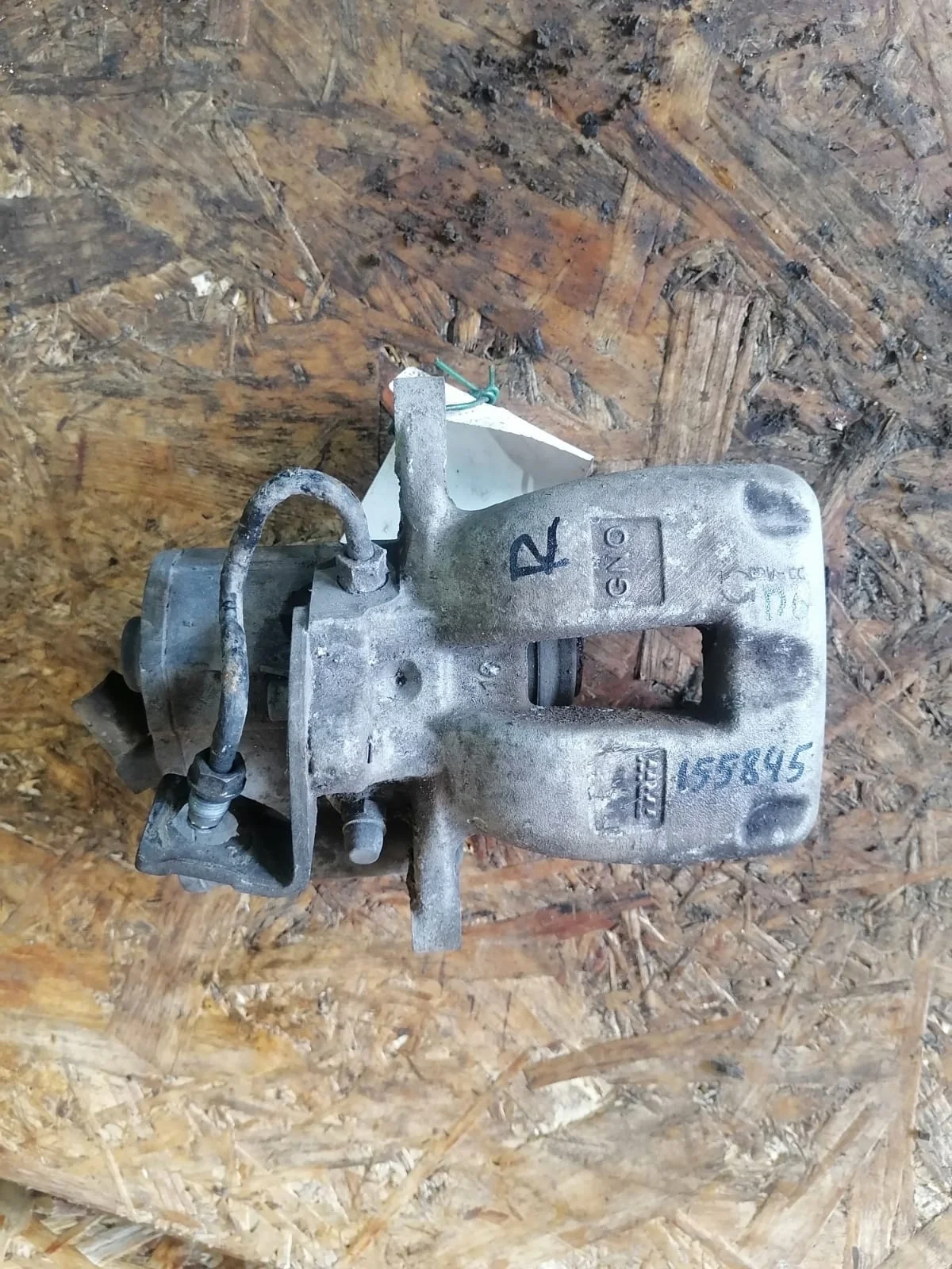 Суппорт тормозной VOLKSWAGEN PASSAT B6 2005- задний правый б/у PASSAT B6(2005-2010)