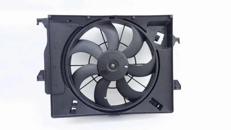 Вентилятор радиатора Hyundai Solaris 2015