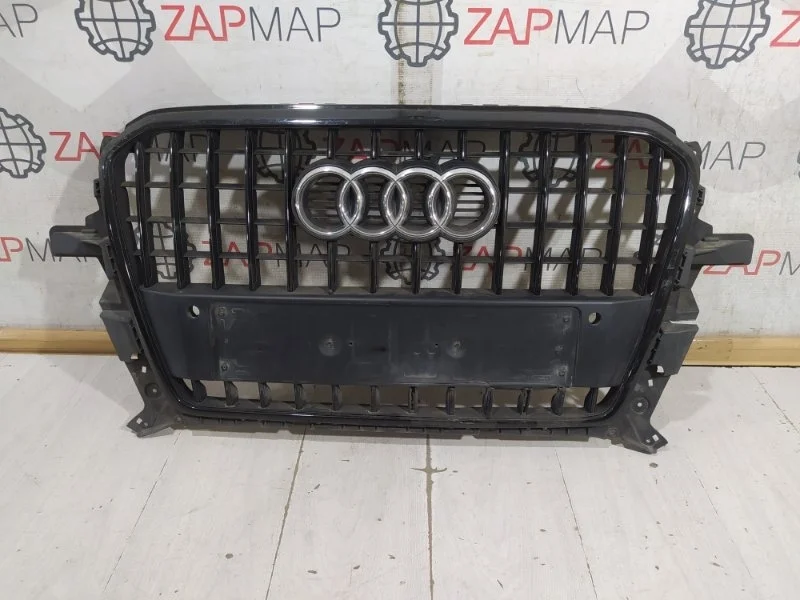 Решетка радиатора передняя Audi Q5 8R 2008-2018