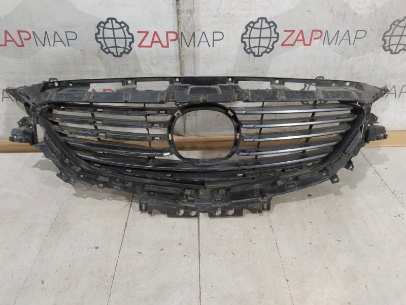 Решетка радиатора передняя Mazda 6 GJ 2012-2019