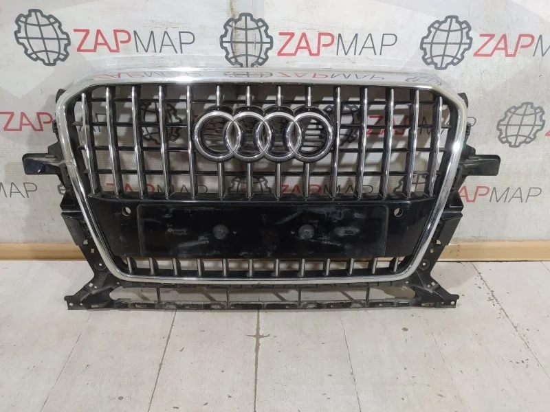 Решетка радиатора передняя Audi Q5 8R 2008-2018