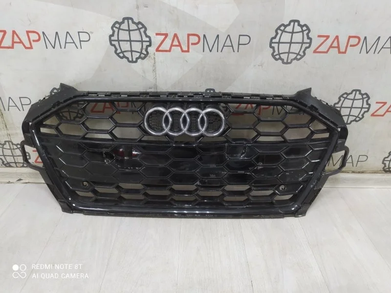Решетка радиатора передняя Audi A4 B9 2016-Нв