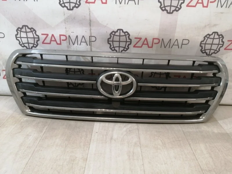 Решетка радиатора Toyota Land Cruiser 200 2008-Нв