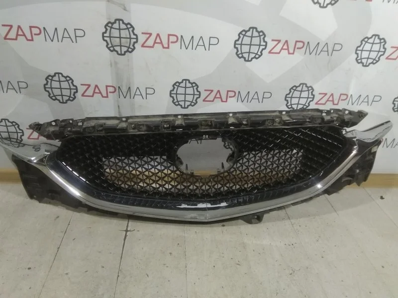 Решетка радиатора передняя Mazda Cx-5 KF 2017-Нв