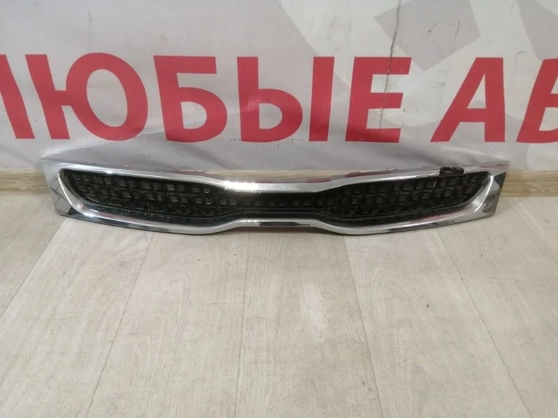 Решетка радиатора передняя Kia Rio X-LINE 2017-Нв