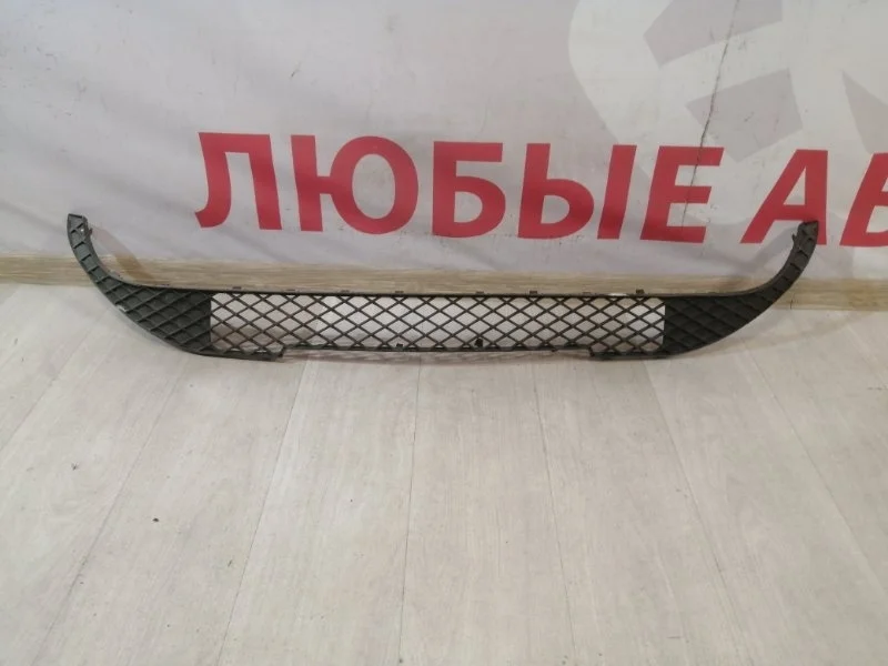 Решетка бампера передняя Mercedes A-Class W176