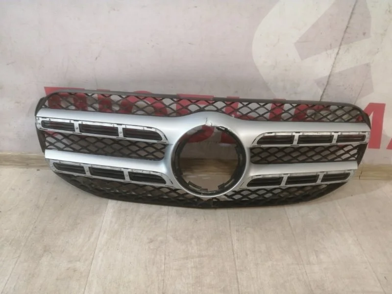 Решетка радиатора передняя Mercedes Gls X167