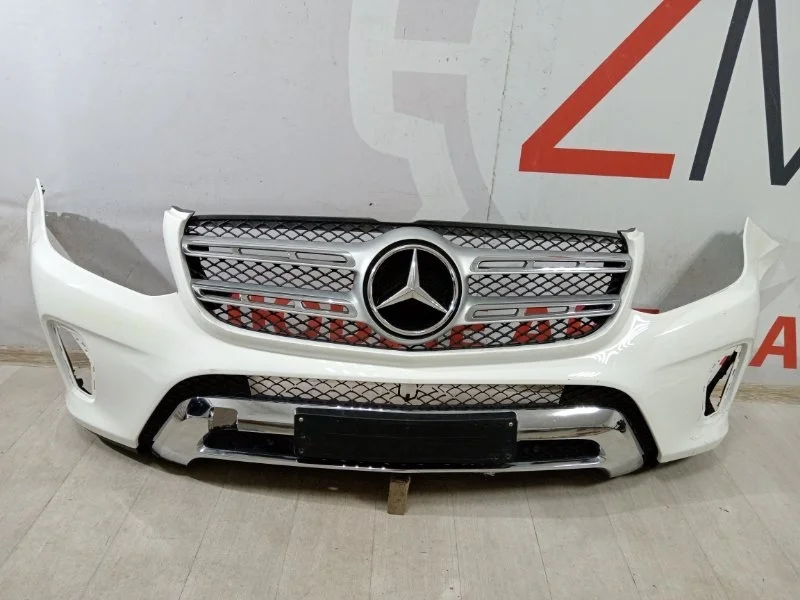 Бампер передний с решеткой радиатора Mercedes Gls