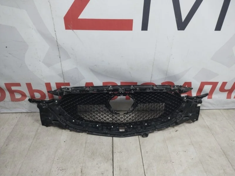 Решетка радиатора передняя Mazda Cx-5 2 2017-Нв