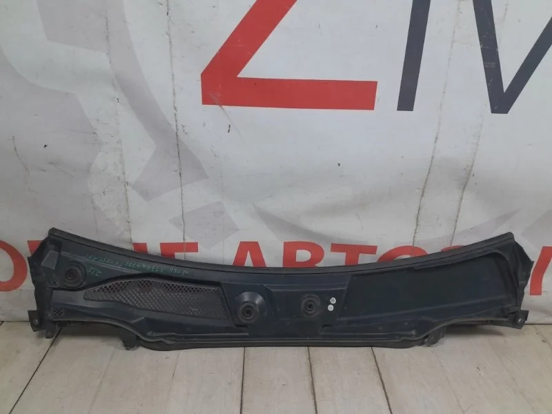 Жабо Mercedes-Benz A-Class W176 2018-Нв