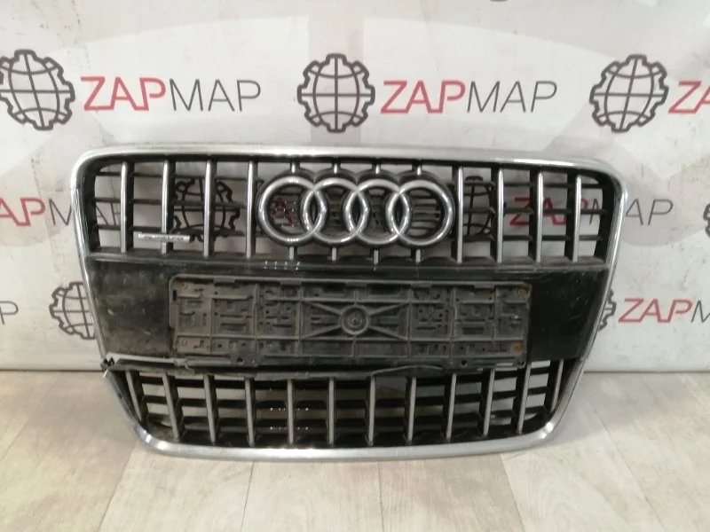 Решетка радиатора Audi Q7 4L 2005-2015