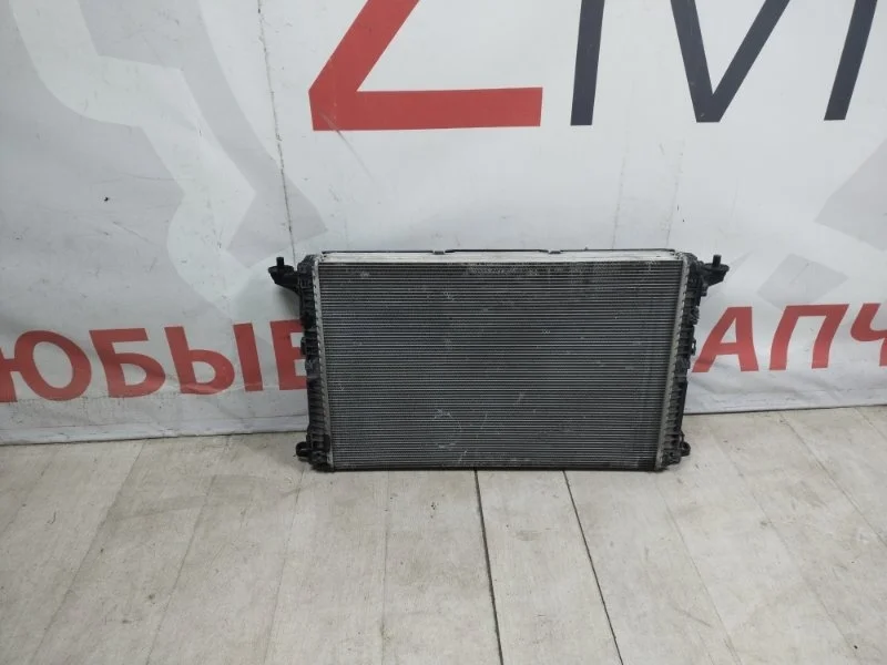 Вентилятор радиатора передний Audi Q7 2015-2020