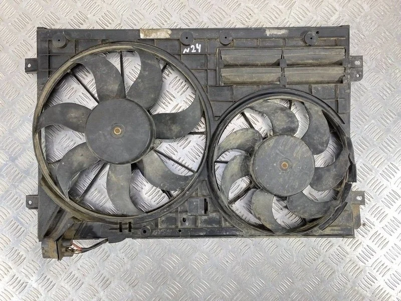 Вентилятор охлаждения радиатора Volkswagen Tiguan 2010 5N1