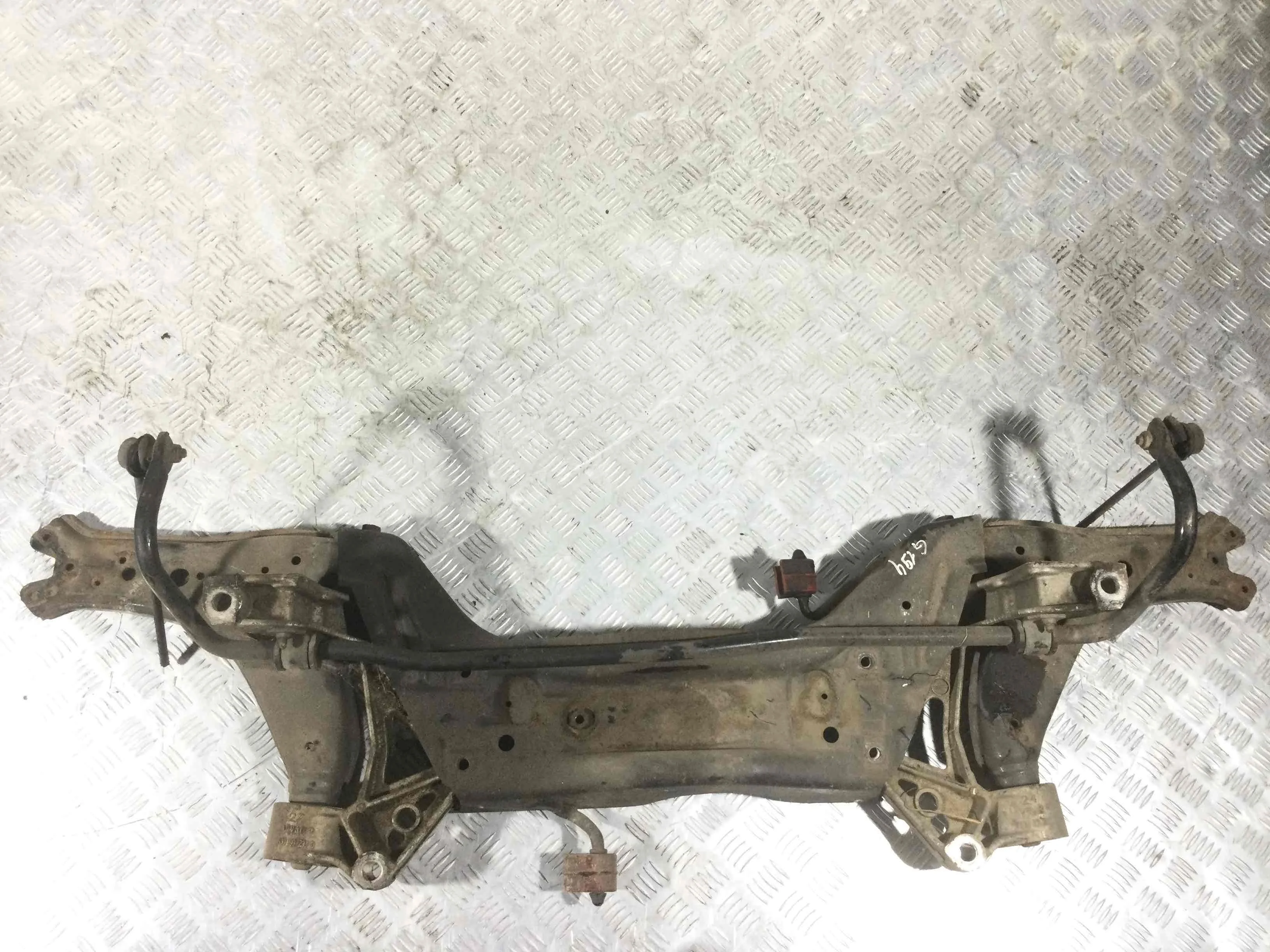 Балка подвески передняя (подрамник) Skoda Fabia 1 поколение (1999-2004) бензин 1.4 i Механика Х/б