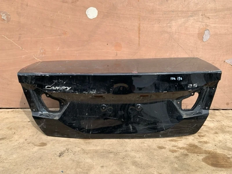 Крышка багажника Toyota Camry 2012-2017 50 55