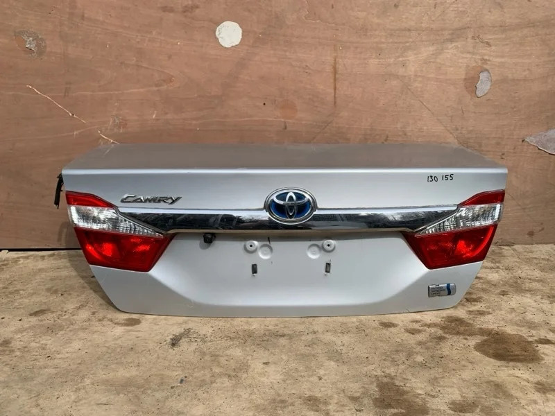 Крышка багажника Toyota Camry 2012-2017 50 55